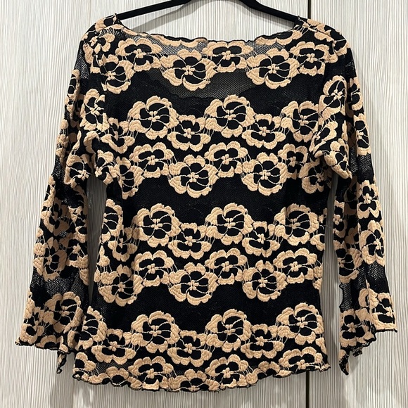 Queenspark Embroidered Mesh Top – Black & Tan | Size Large - Picture 1 of 8